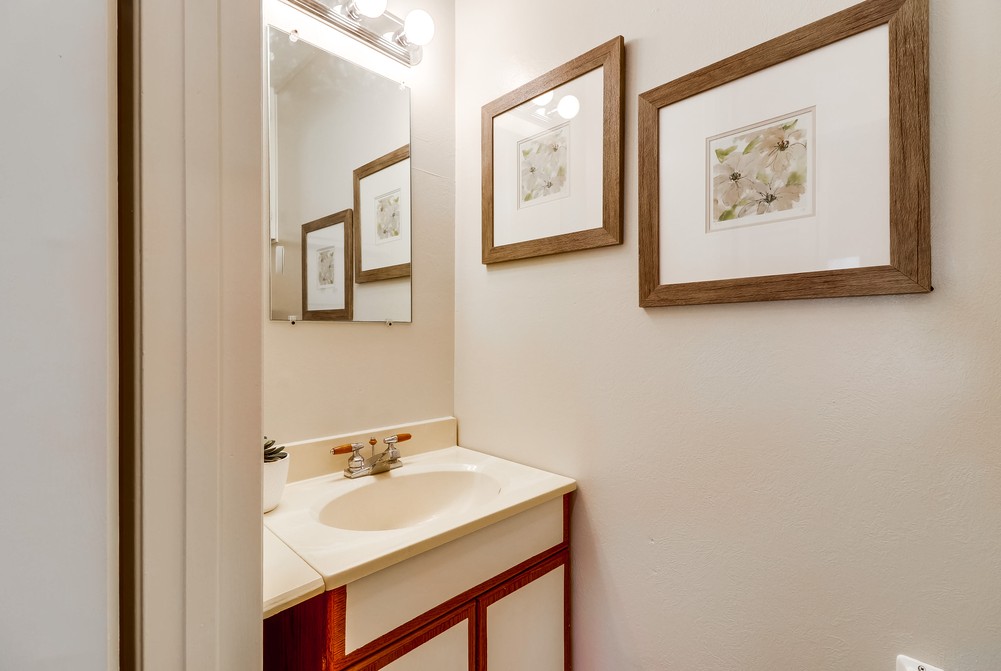 Virtual tour photo 28 of 38 for 4153 Loma Riviera Ln