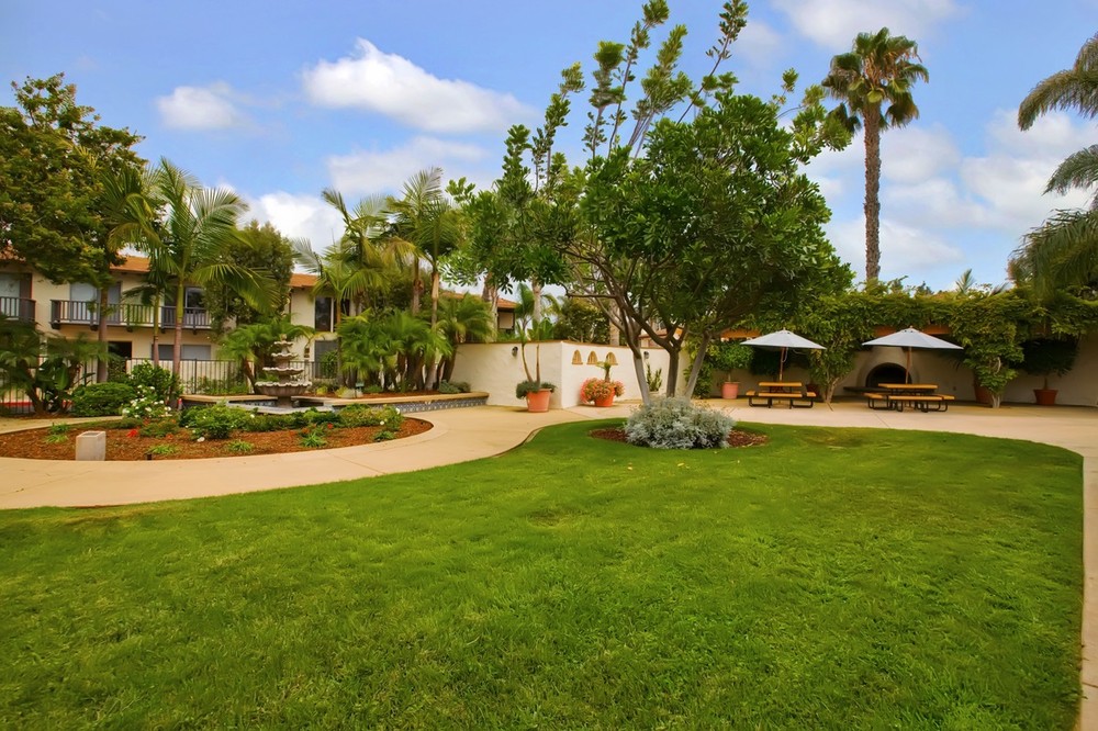 Virtual tour photo 37 of 38 for 4153 Loma Riviera Ln