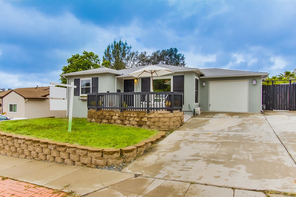 Virtual tour photo 1 of 31 for 4157 Vista Grande Drive