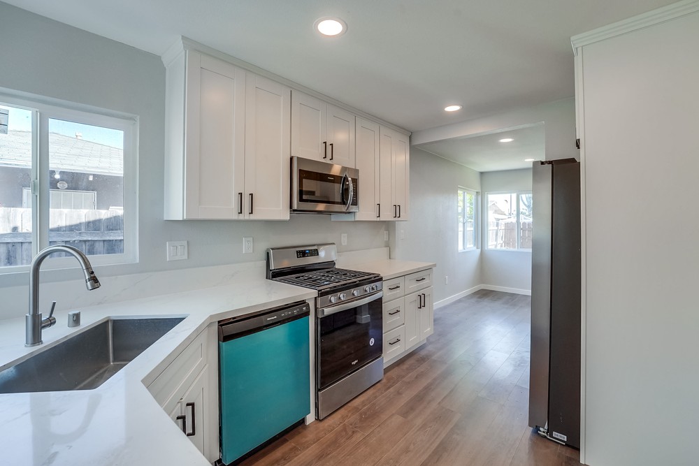 Virtual tour photo 17 of 32 for 4158 40th St
