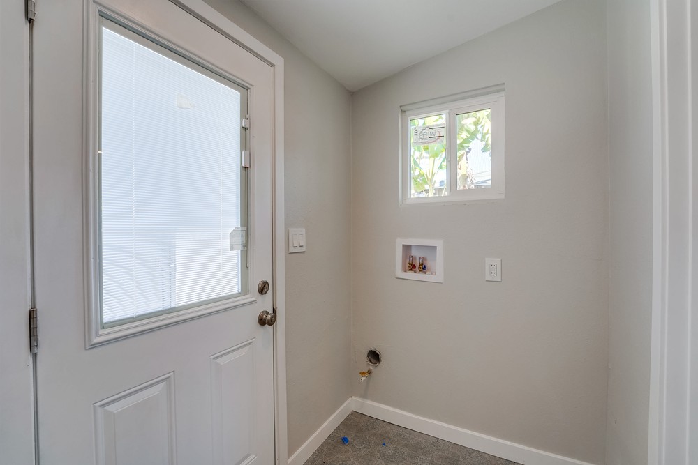 Virtual tour photo 21 of 32 for 4158 40th St