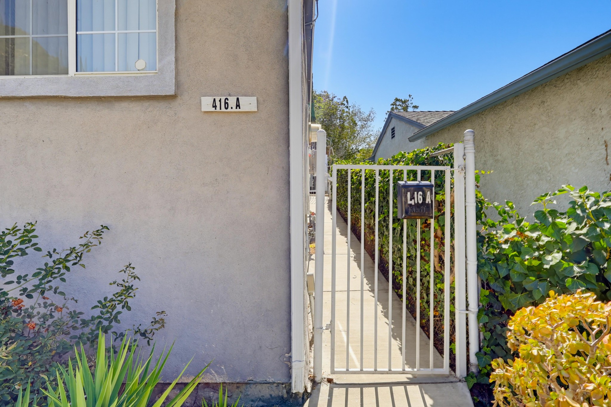 Virtual tour photo 1 of 40 for 416 Sinclair Ave