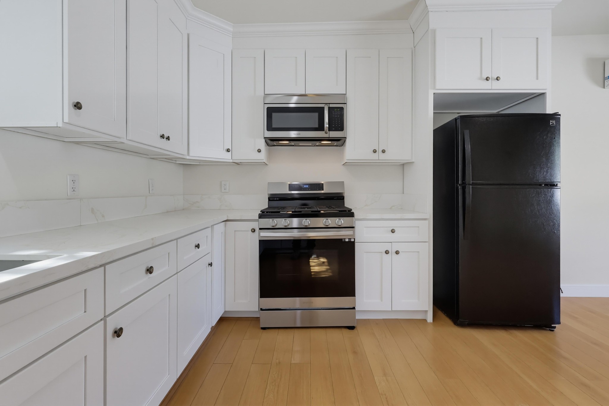 Virtual tour photo 17 of 40 for 416 Sinclair Ave