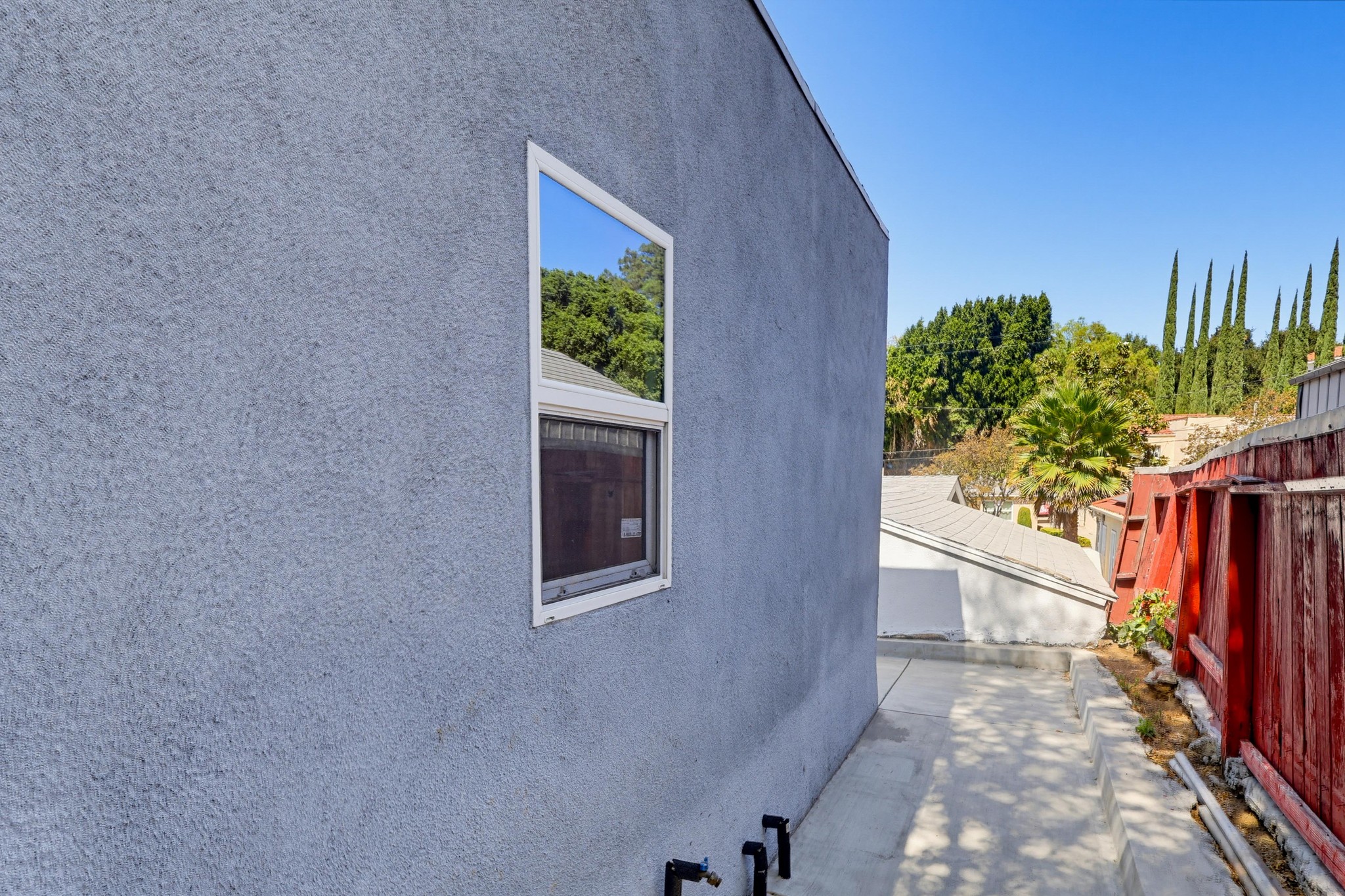 Virtual tour photo 39 of 40 for 416 Sinclair Ave