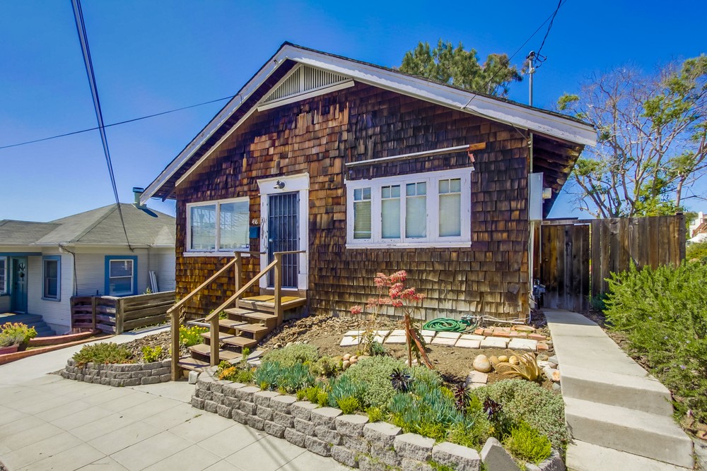Virtual tour photo 1 of 39 for 416 W Robinson Ave