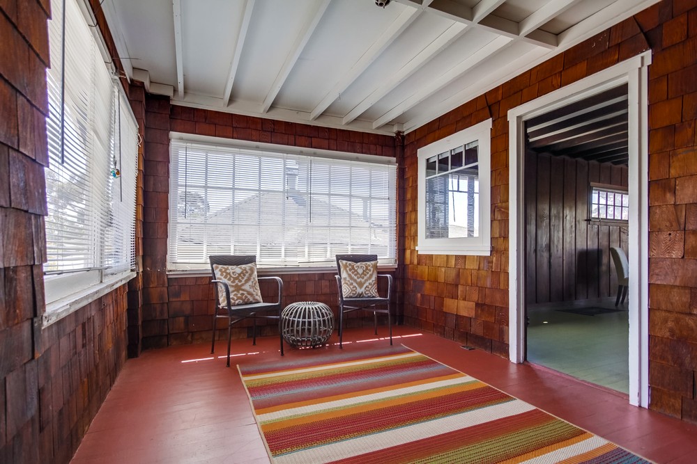 Virtual tour photo 8 of 39 for 416 W Robinson Ave