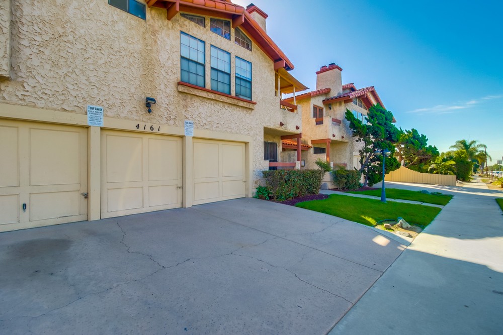 Virtual tour photo 4 of 25 for 4161 34th St #13