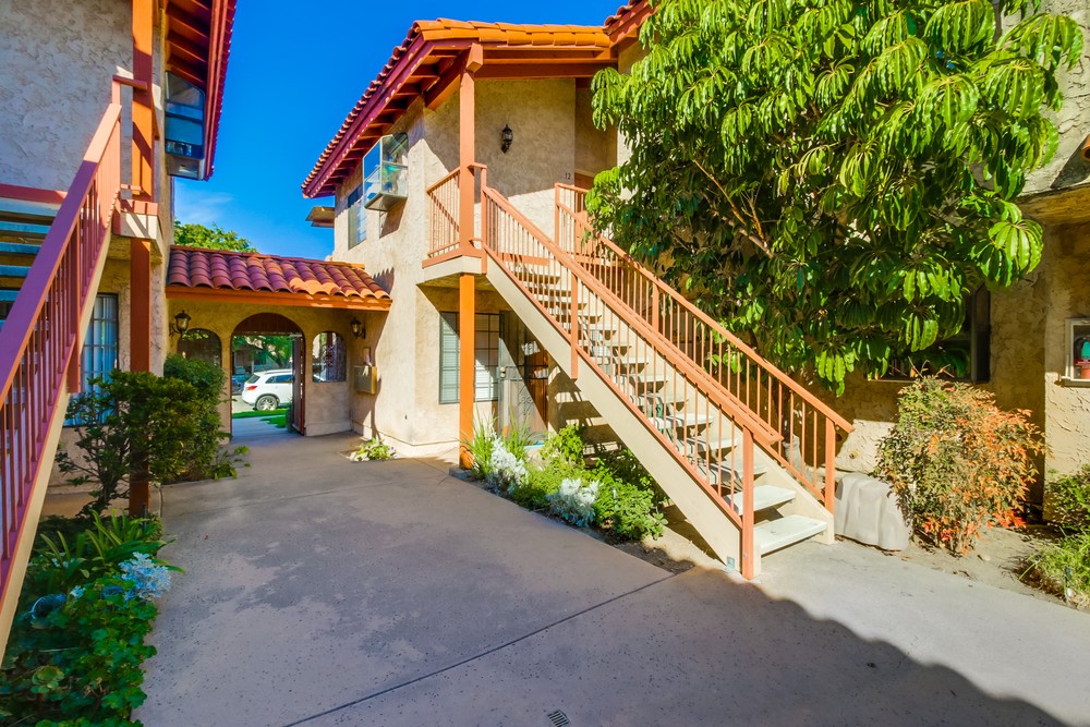 Virtual tour photo 9 of 25 for 4161 34th St #13