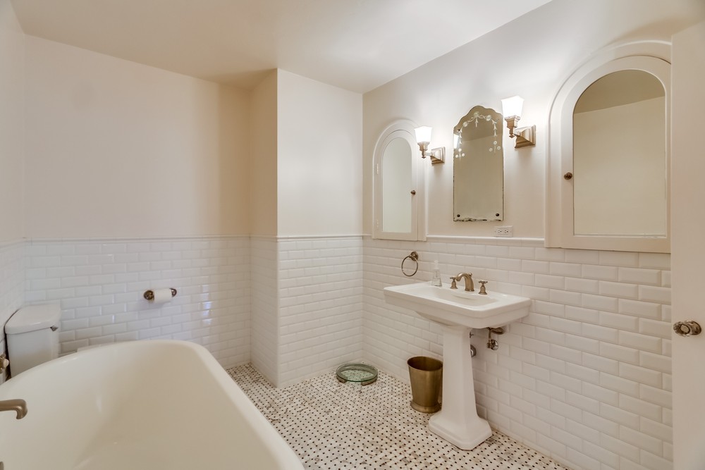 Virtual tour photo 40 of 56 for 4161 Rochester Rd
