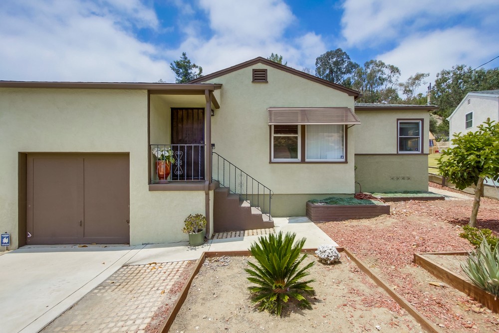 Virtual tour photo 4 of 48 for 4162 60th St
