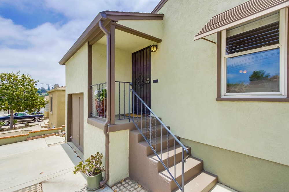 Virtual tour photo 7 of 48 for 4162 60th St