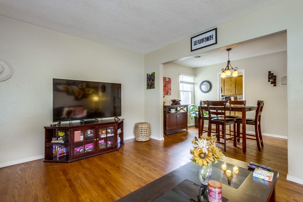 Virtual tour photo 9 of 48 for 4162 60th St