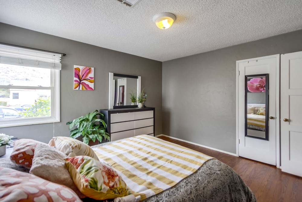 Virtual tour photo 27 of 48 for 4162 60th St