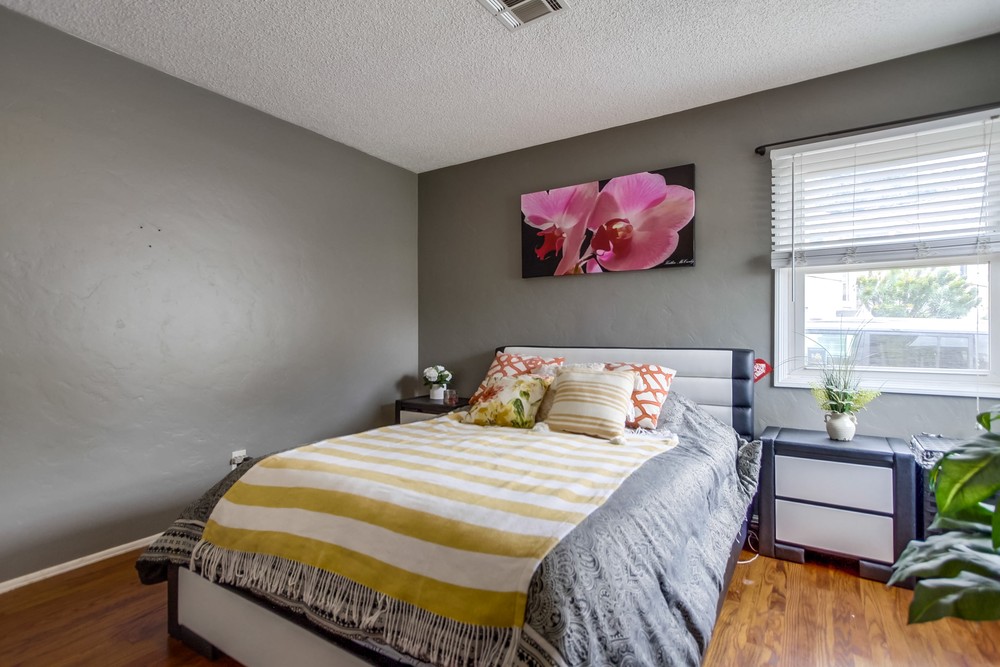 Virtual tour photo 28 of 48 for 4162 60th St