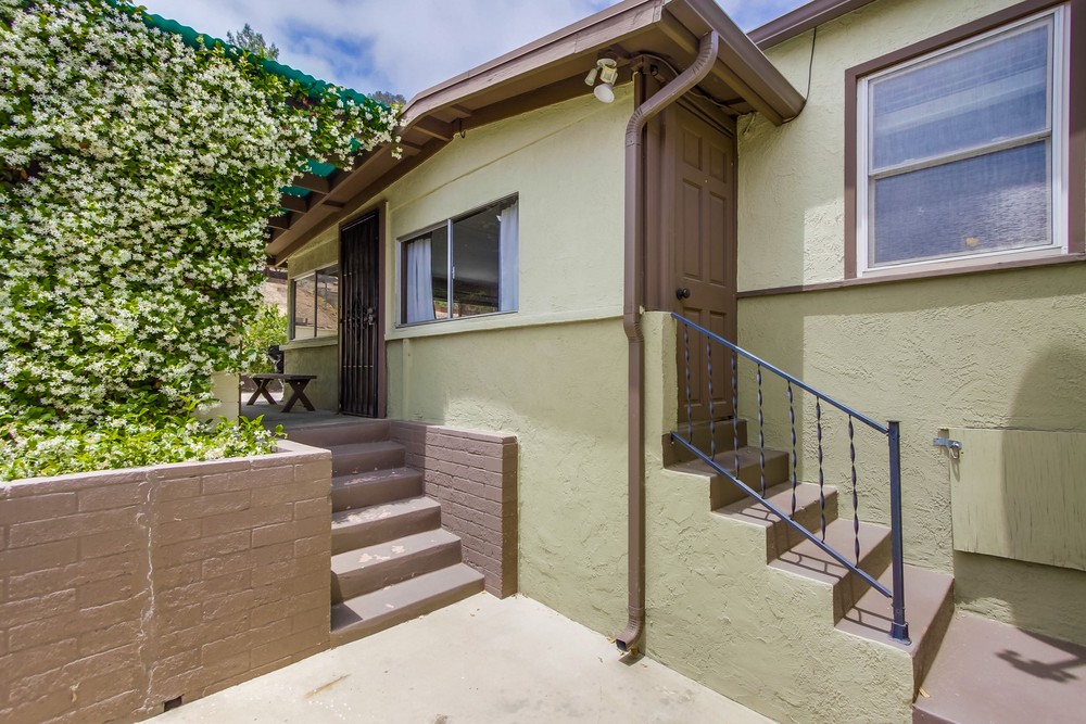 Virtual tour photo 32 of 48 for 4162 60th St