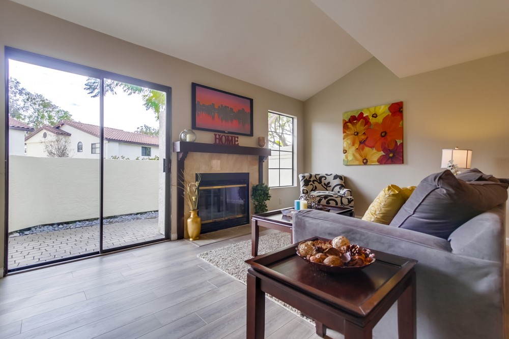 Virtual tour photo 10 of 36 for 4165 Porte De Merano #151