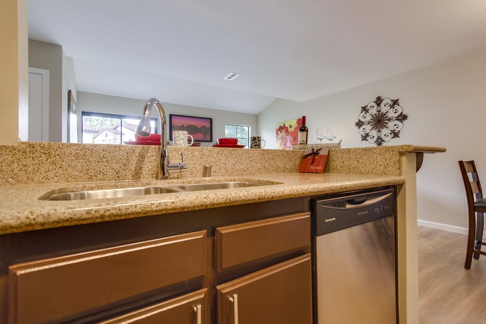 Virtual tour photo 21 of 36 for 4165 Porte De Merano #151