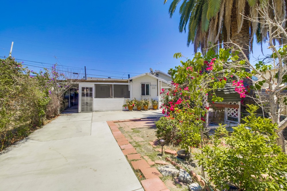 Virtual tour photo 5 of 44 for 4165 Wilson Ave