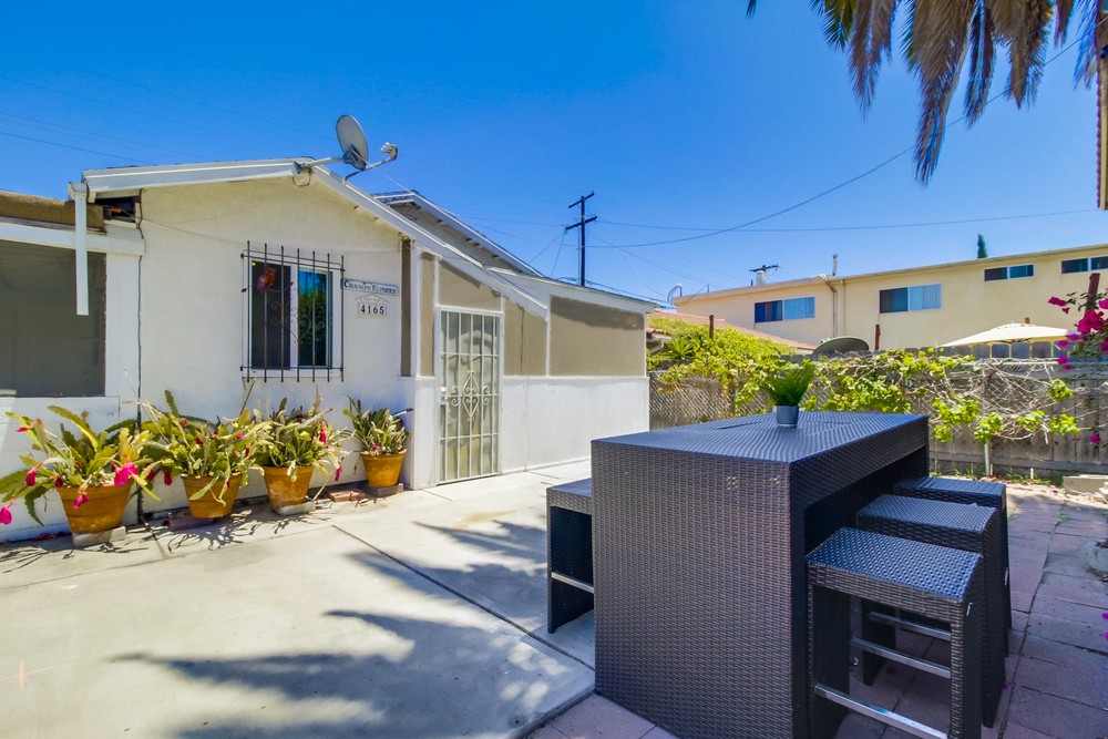 Virtual tour photo 7 of 44 for 4165 Wilson Ave