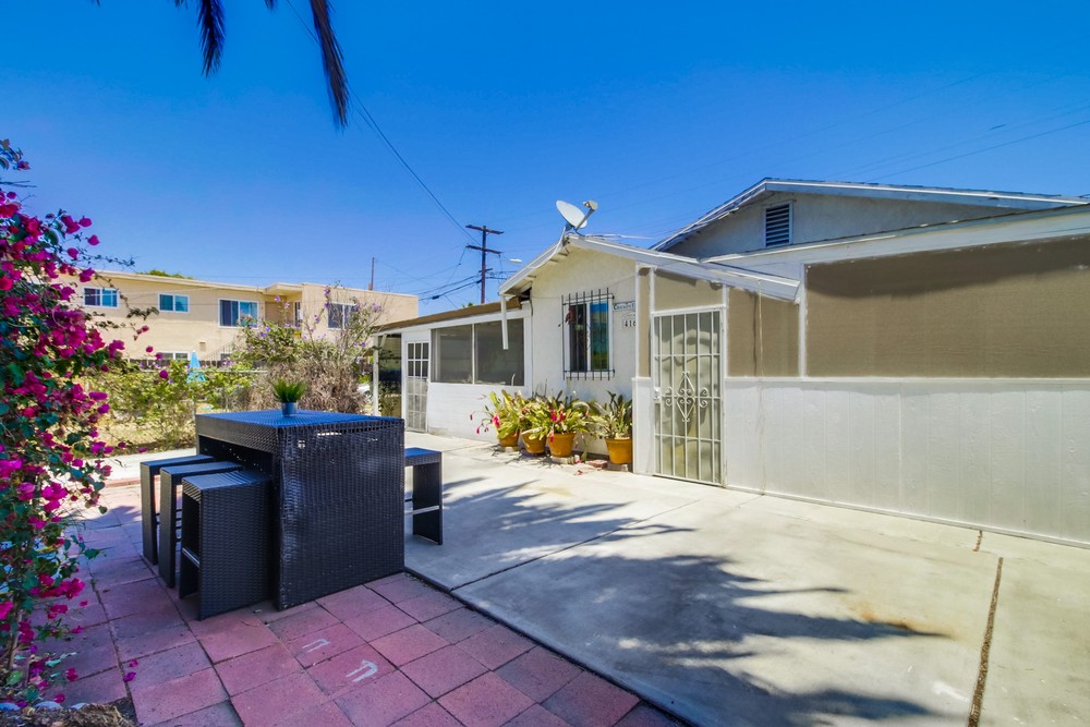 Virtual tour photo 9 of 44 for 4165 Wilson Ave