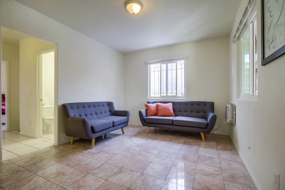 Virtual tour photo 14 of 44 for 4165 Wilson Ave