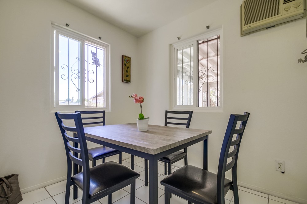 Virtual tour photo 16 of 44 for 4165 Wilson Ave