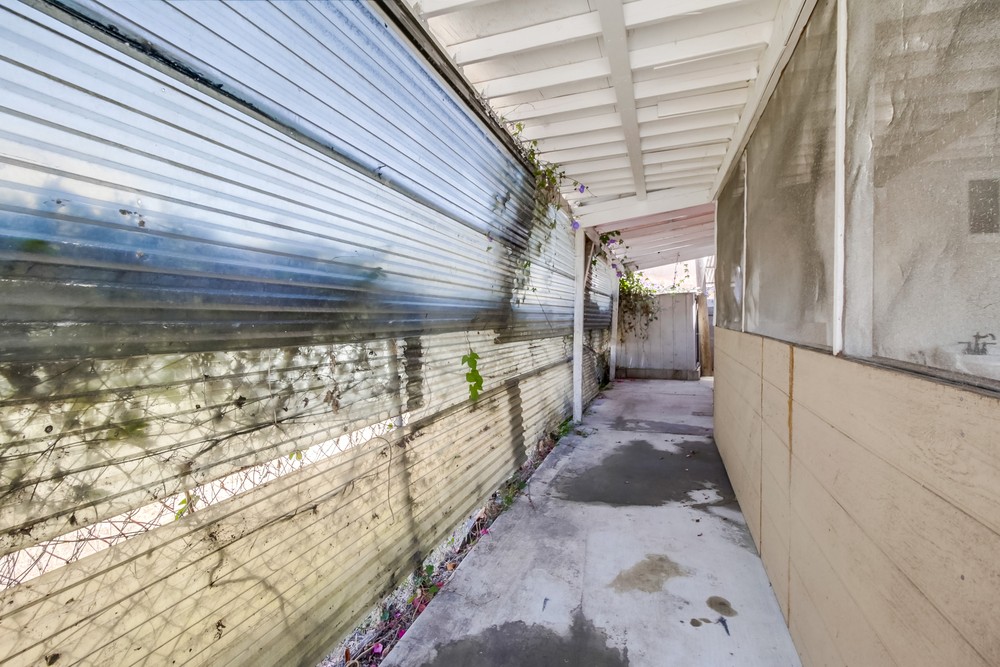 Virtual tour photo 39 of 44 for 4165 Wilson Ave