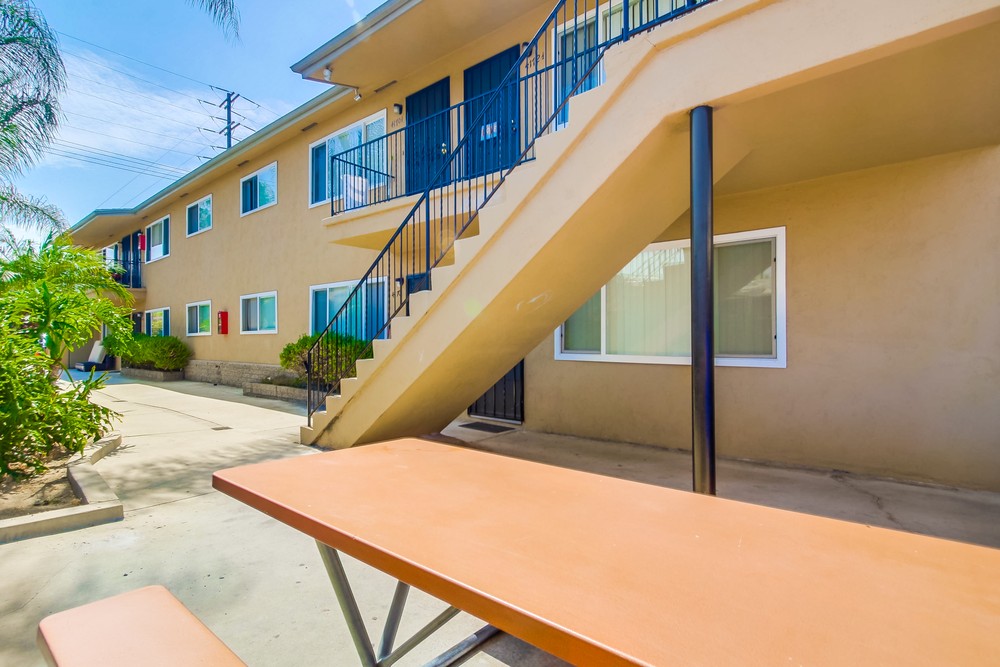 Virtual tour photo 33 of 47 for 4166 Wabash Ave