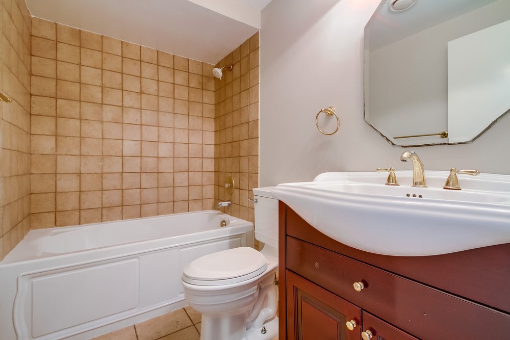 Virtual tour photo 28 of 34 for 4173 Balboa Way