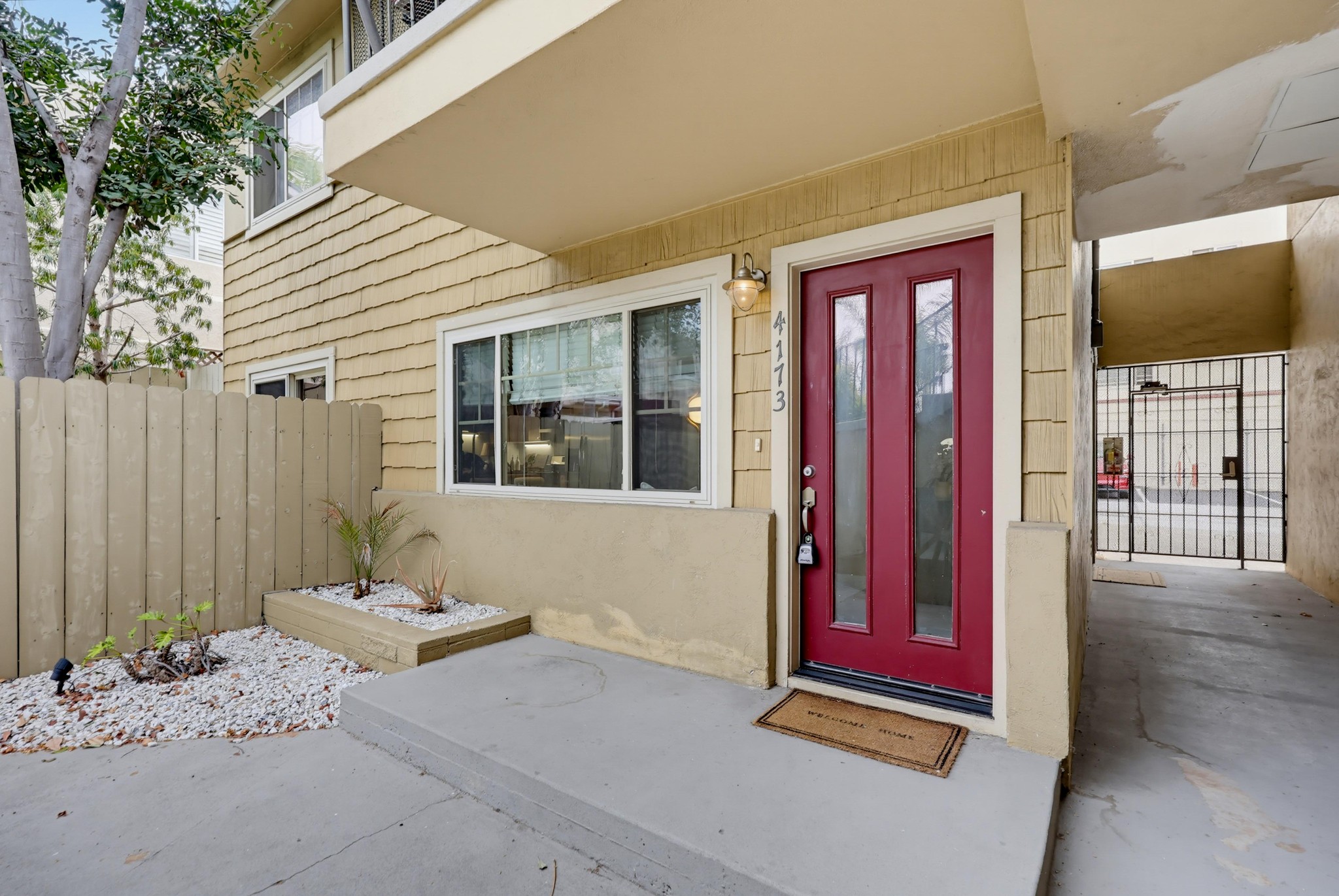 Virtual tour photo 11 of 47 for 4173 Mississippi St #1