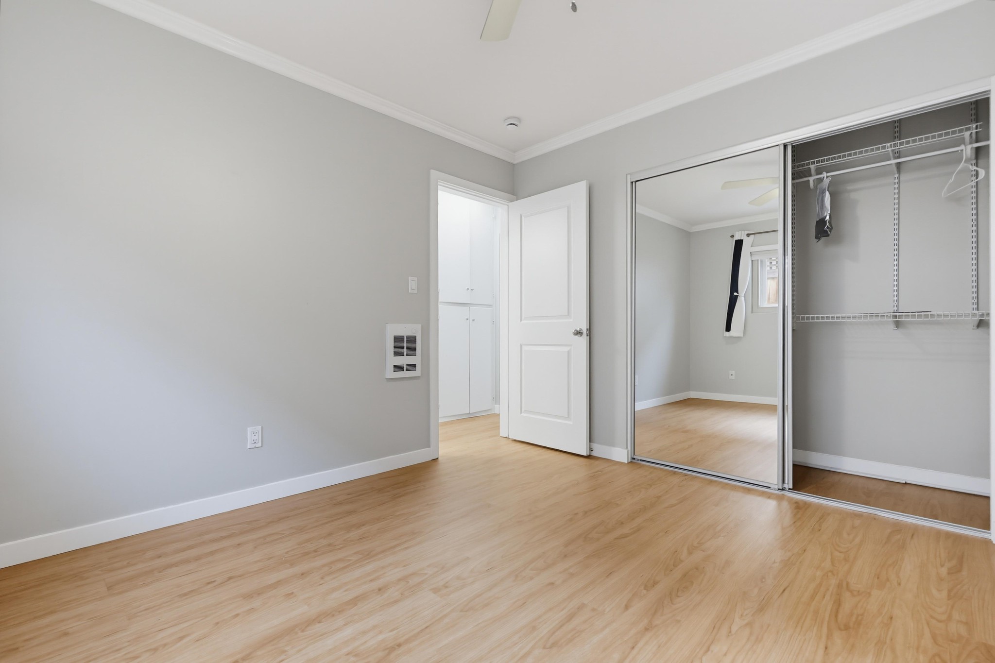 Virtual tour photo 33 of 47 for 4173 Mississippi St #1