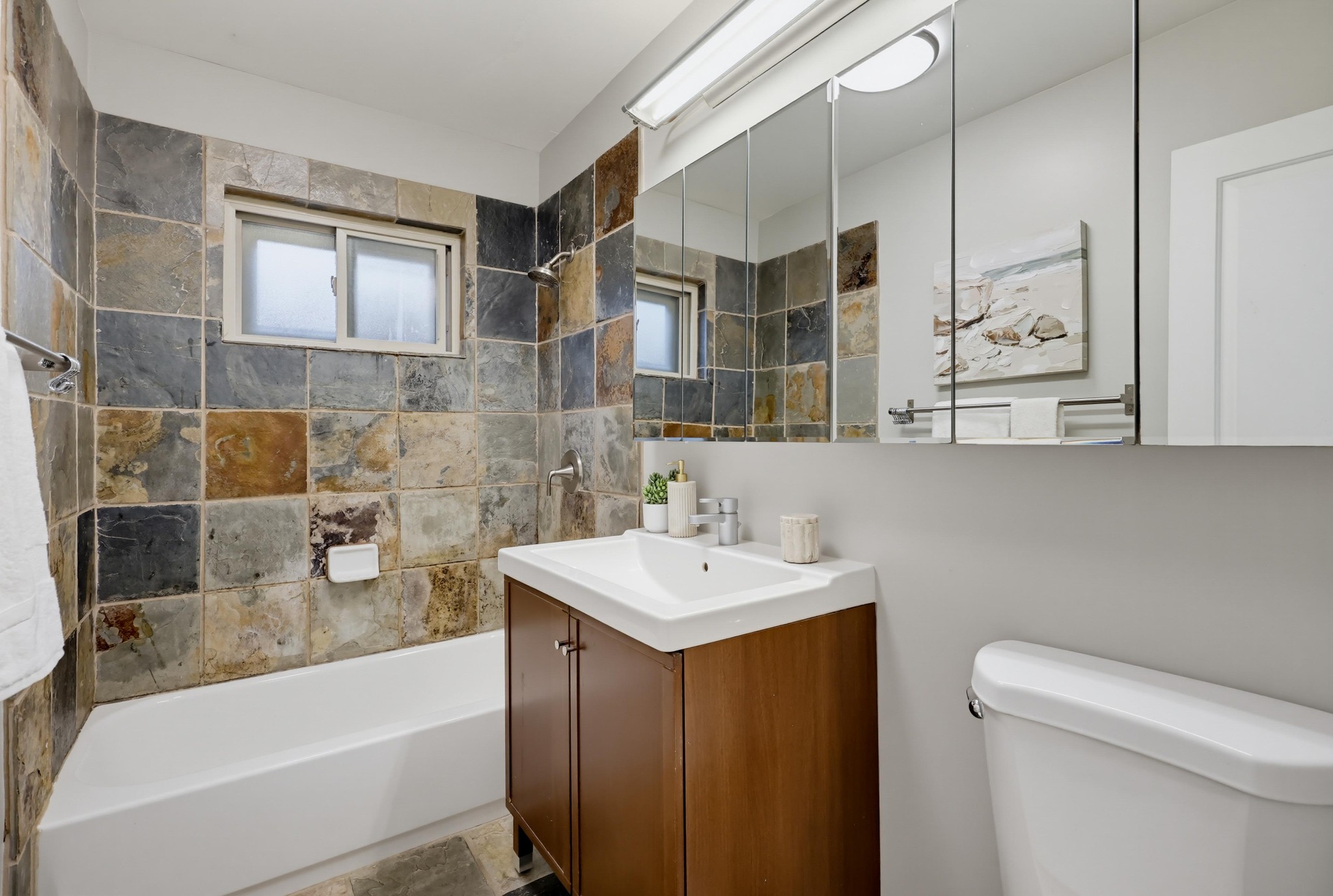 Virtual tour photo 35 of 47 for 4173 Mississippi St #1