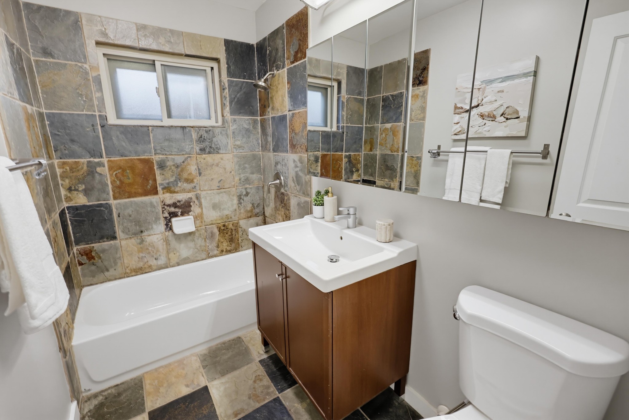 Virtual tour photo 36 of 47 for 4173 Mississippi St #1