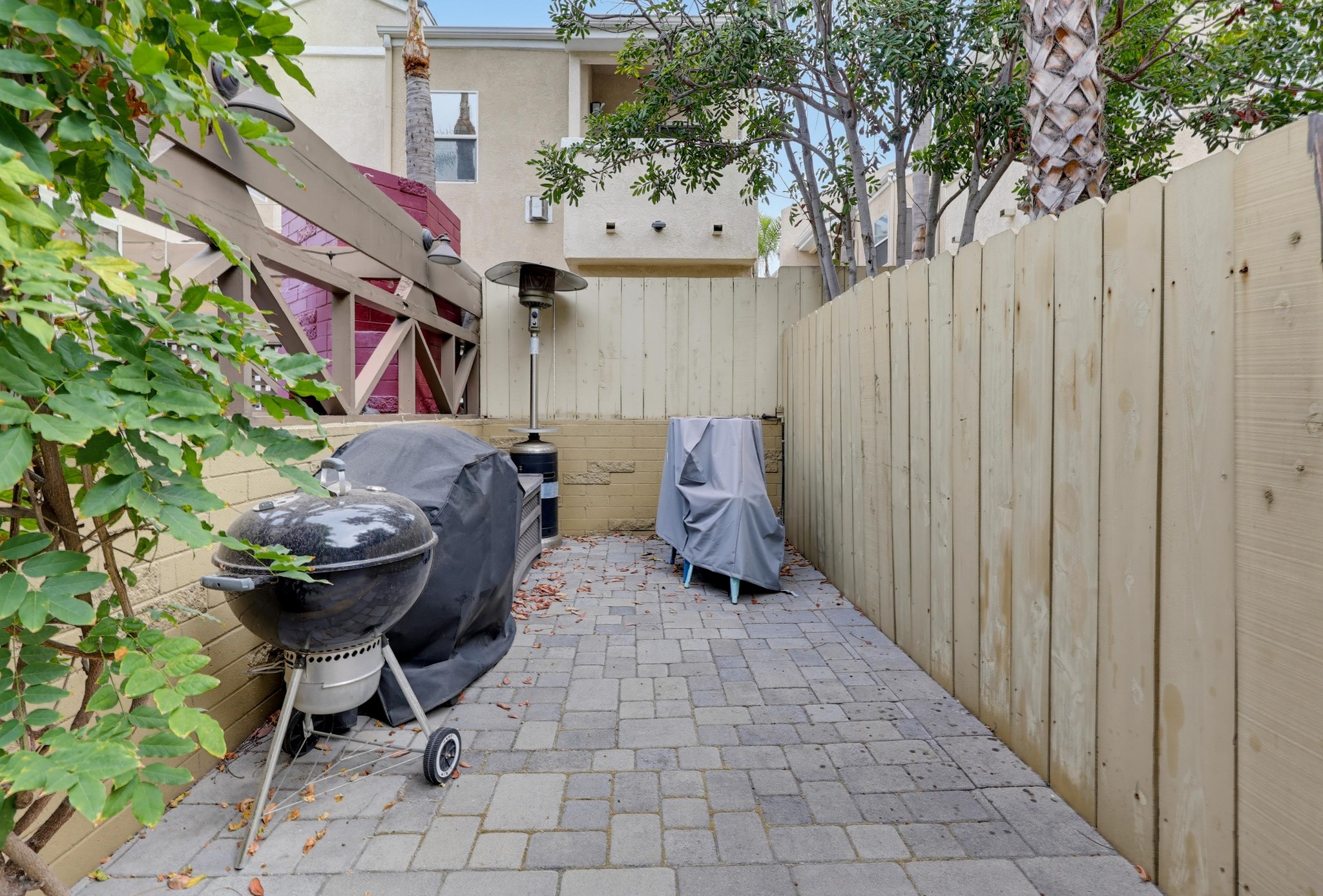 Virtual tour photo 43 of 47 for 4173 Mississippi St #1
