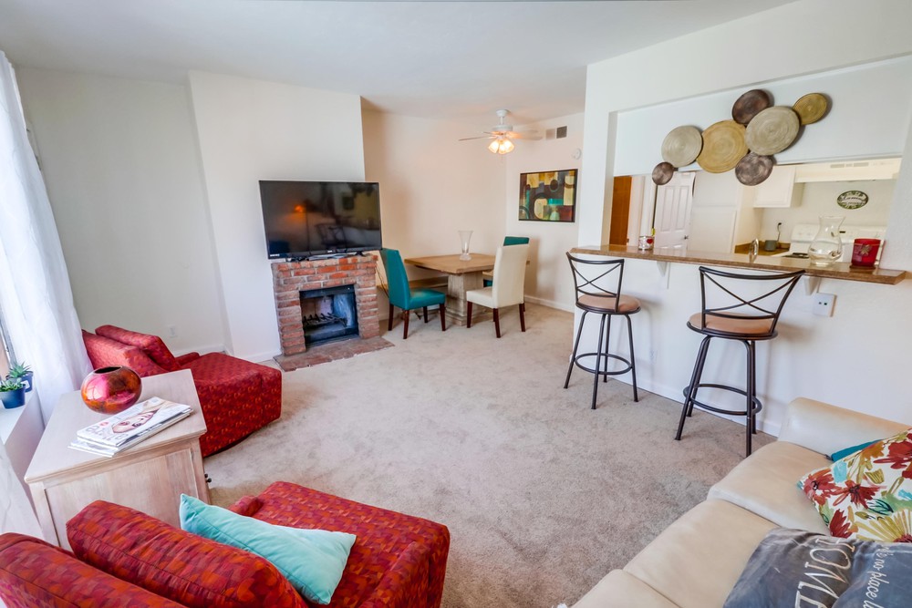 Virtual tour photo 9 of 24 for 4174 Marlborough Ave UNIT 6