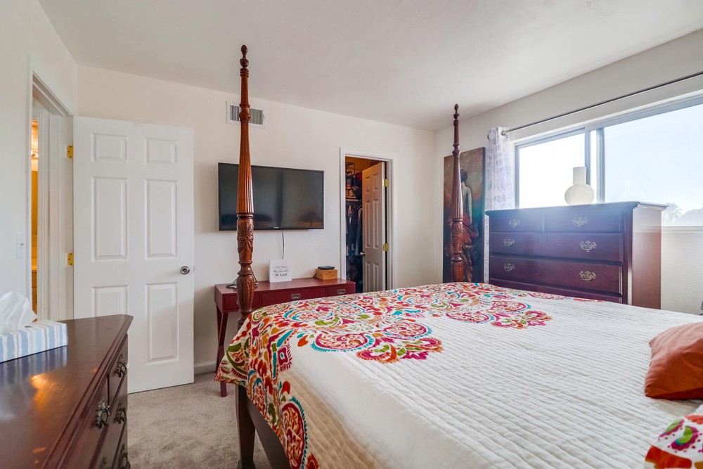 Virtual tour photo 19 of 24 for 4174 Marlborough Ave UNIT 6