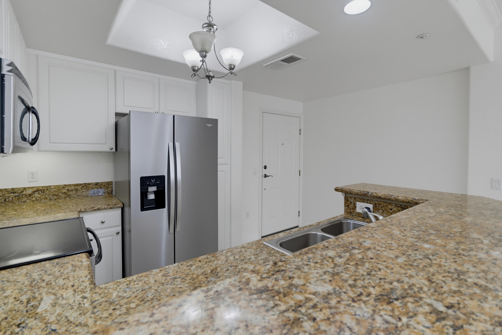 Virtual tour photo 11 of 31 for 4175 Executive Dr Unit G205