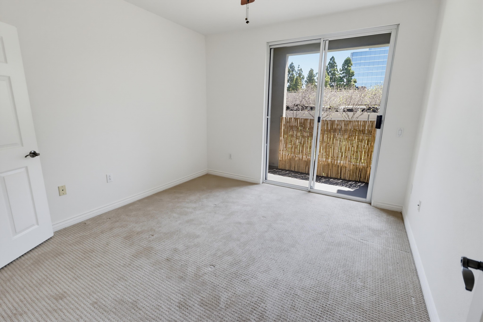 Virtual tour photo 20 of 31 for 4175 Executive Dr Unit G205