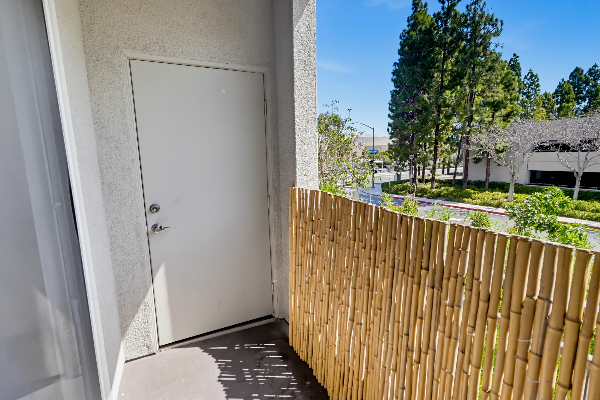 Virtual tour photo 27 of 31 for 4175 Executive Dr Unit G205