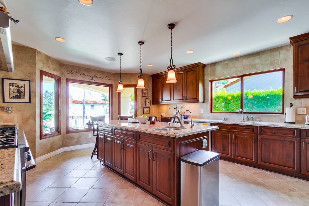 Virtual tour photo 13 of 41 for 4175 Middlesex Drive