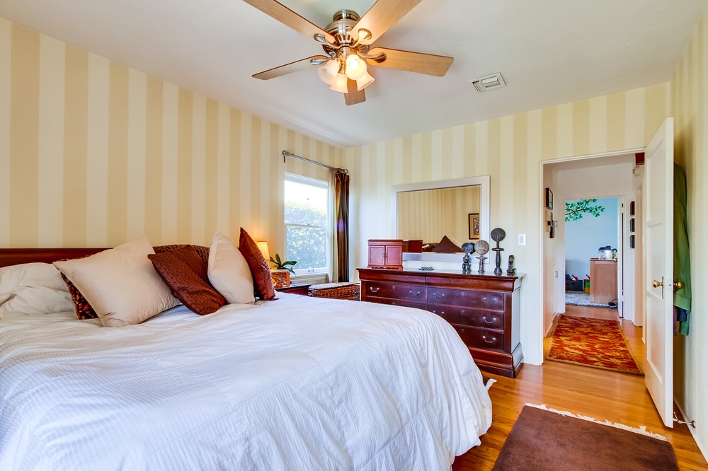 Virtual tour photo 23 of 41 for 4175 Middlesex Drive