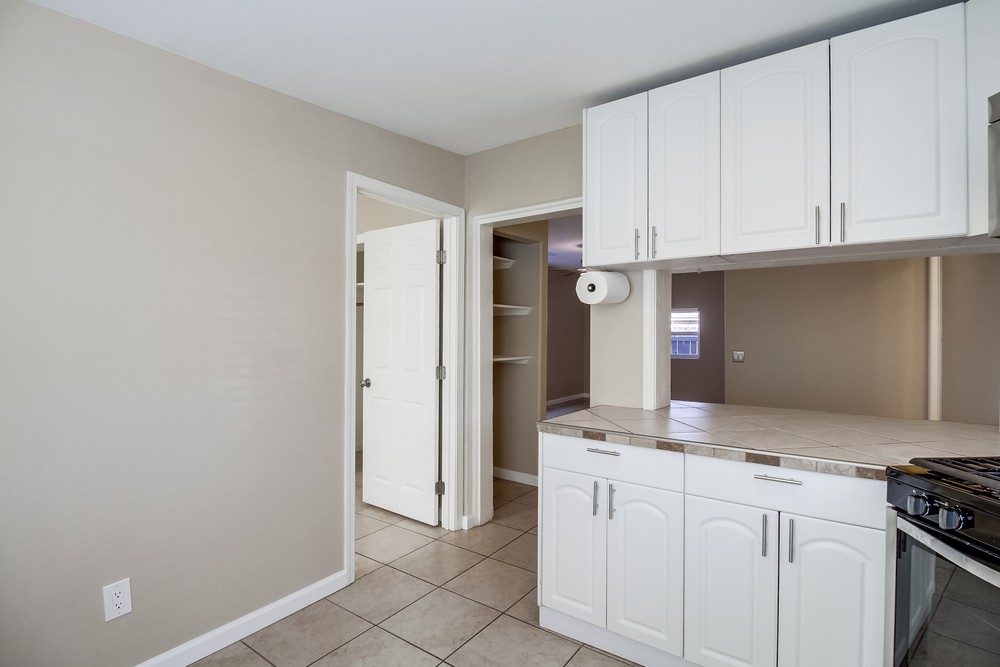 Virtual tour photo 6 of 24 for 4175 Myrtle Ave