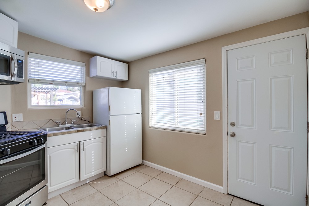 Virtual tour photo 7 of 24 for 4175 Myrtle Ave