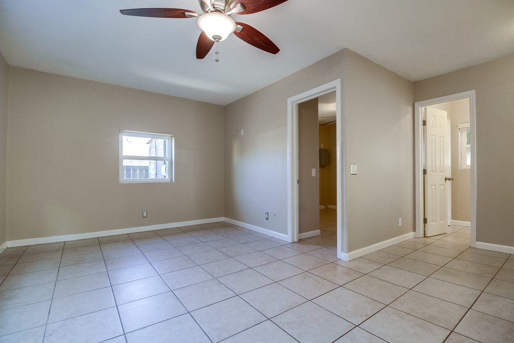 Virtual tour photo 11 of 24 for 4175 Myrtle Ave