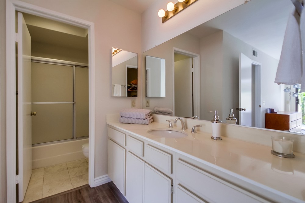 Virtual tour photo 19 of 37 for 4175 Porte De Merano