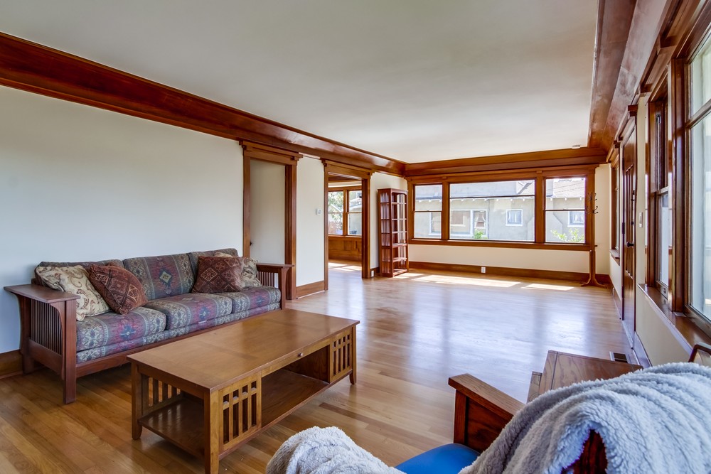 Virtual tour photo 18 of 69 for 4179 Palmetto Way