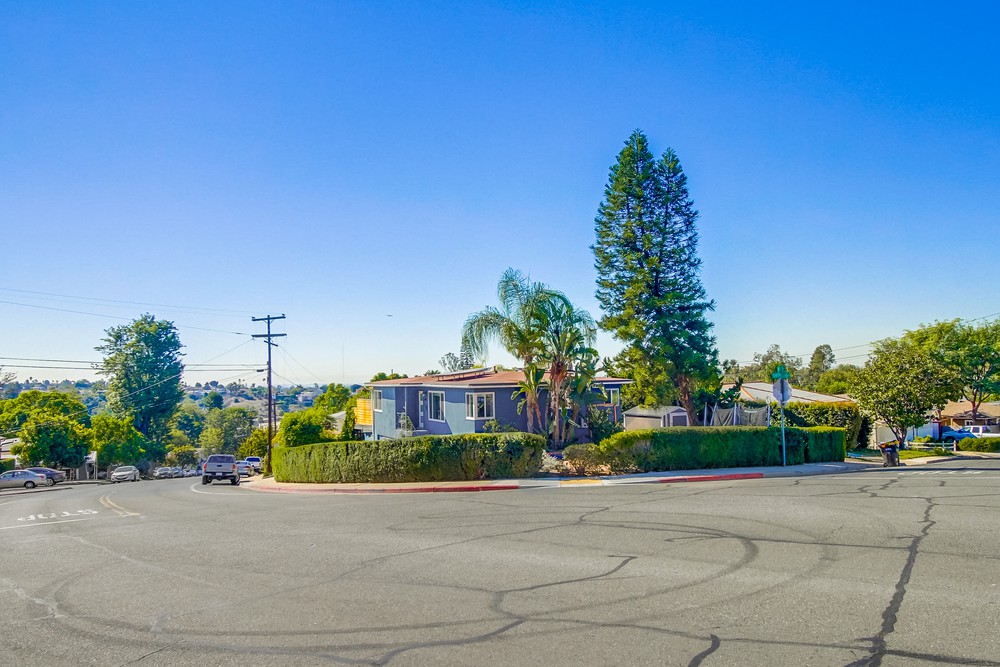 Virtual tour photo 1 of 74 for 4180 58th St