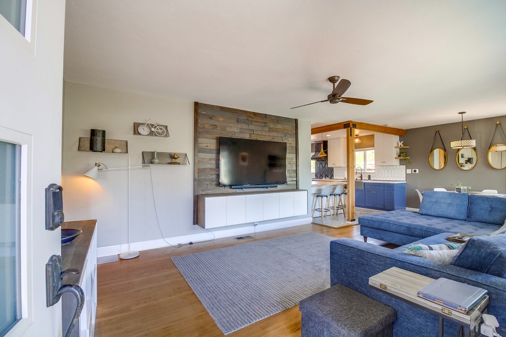Virtual tour photo 10 of 74 for 4180 58th St