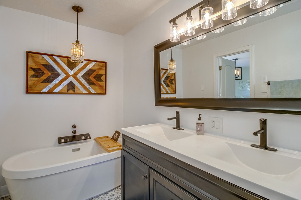 Virtual tour photo 26 of 74 for 4180 58th St