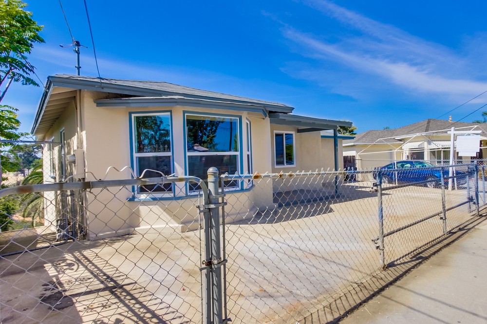 Virtual tour photo 3 of 35 for 4180 Manzanita Dr